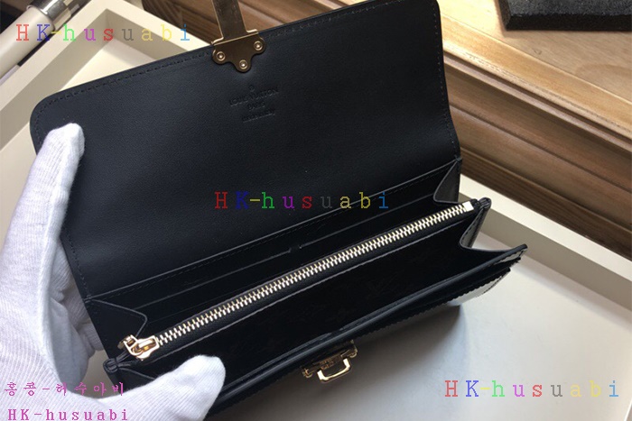 �ڹ̷��ޡ� ���̺��� ü����� ���� M62558