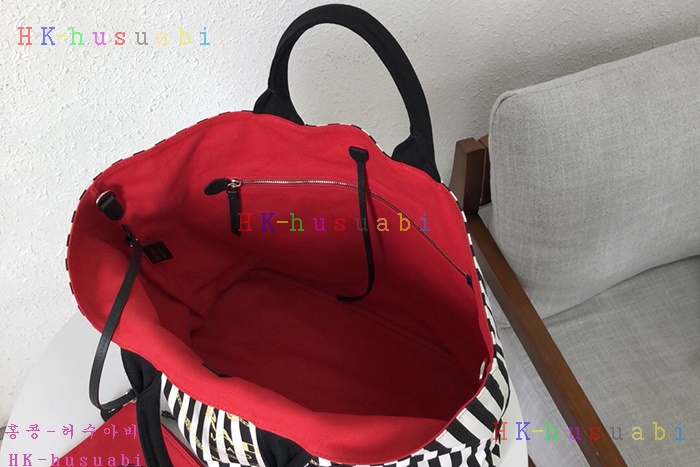 �ڹ̷��ޡ� ����� ĵ���� ��Ʈ�� P 1BG161-2