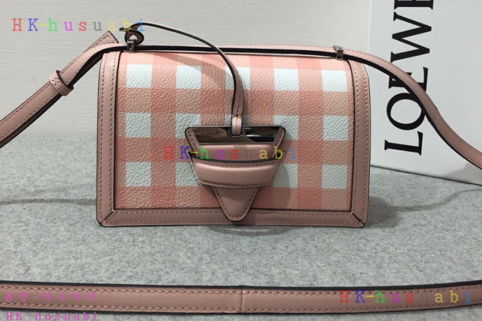 �ڹ̷��ޡ� �ο��� �ٸ����γ���  LW 88701