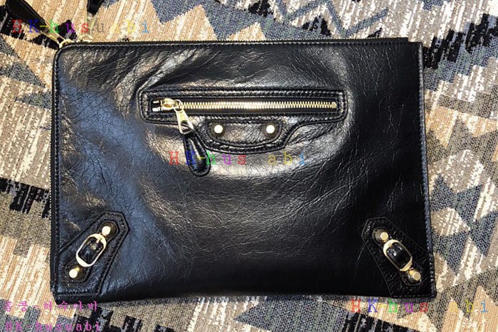 �ڹ̷��ޡ� �߷��þư� Ŭ��ġ�� BL 356A-3