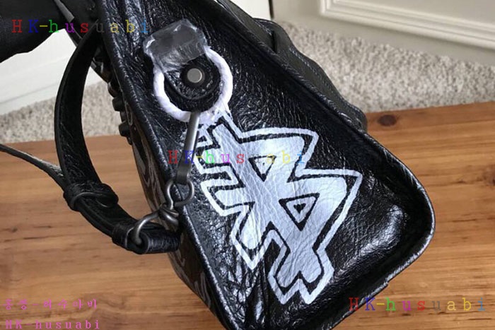 �ڹ̷��ޡ� �߷��þư� ��Ƽ�� BL 697S135