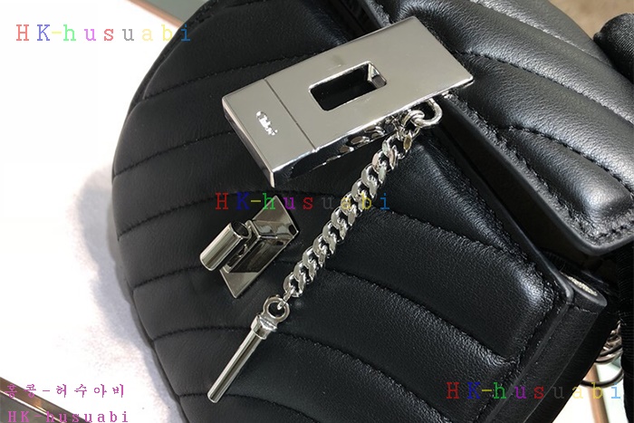 �ڹ̷��ޡ� 2018SS���ο� ������� �̴� ũ�ν��� CL 45540