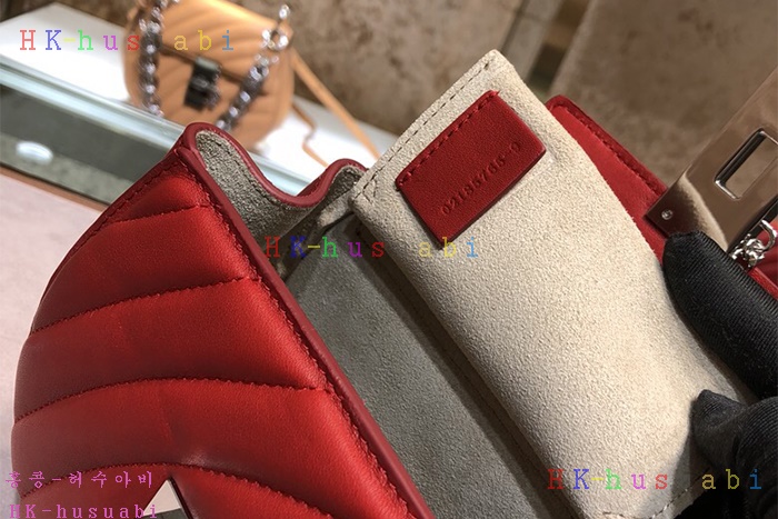 �ڹ̷��ޡ� 2018SS���ο� ������� �̴� ũ�ν��� CL 45540-4