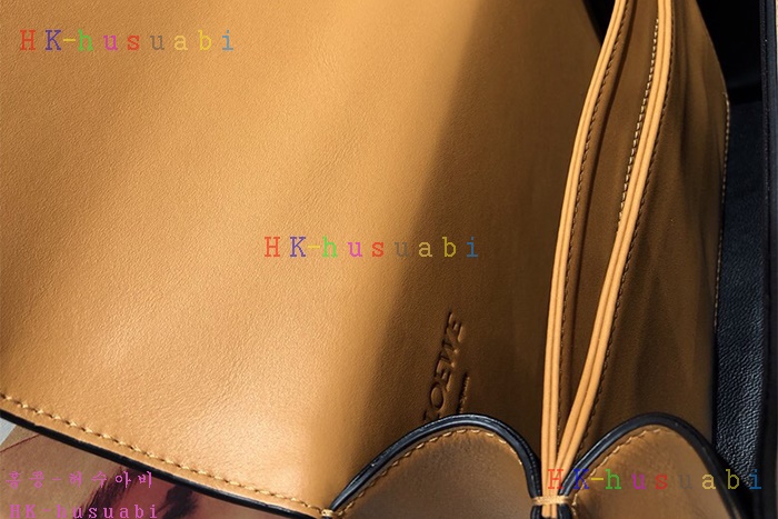 �ڹ̷��ޡ� 2018SS�ο��� �ٸ����γ� ũ�ν��� LW 11388