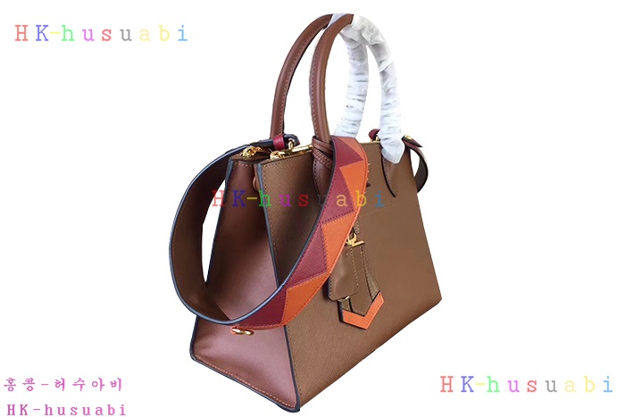 �ڹ̷��ޡ� 2018SS ����� �з����� ��Ʈ�� P 1BA102-5