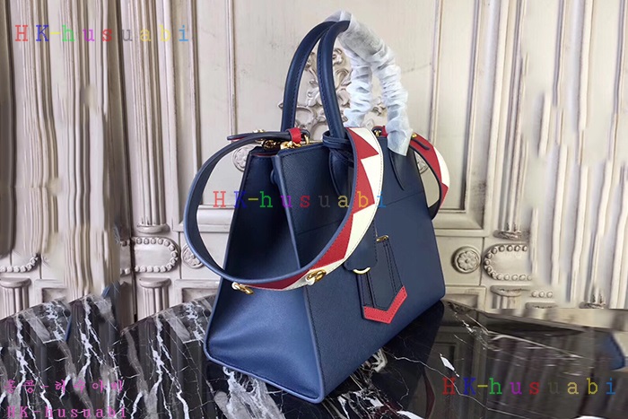 �ڹ̷��ޡ� 2018SS ����� �з����� ��Ʈ�� P 1BA102-8