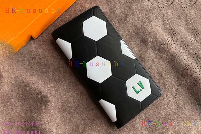 �ڹ̷��ޡ� 2018SS ���̺��� ������ �÷��� ������   LV M63294