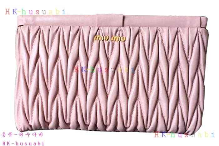 �ڹ̷��ޡ� �̿�̿� ���׶� Ŭ��ġ  RP0390-3