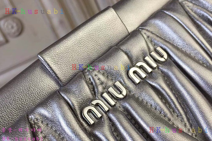 �ڹ̷��ޡ� �̿�̿� ���׶� Ŭ��ġ  RP0390-2