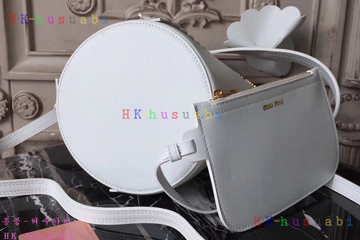 �ڹ̷��ޡ� �̿�̿� �Ż� ��Ŷ�� MM 5BE012-4