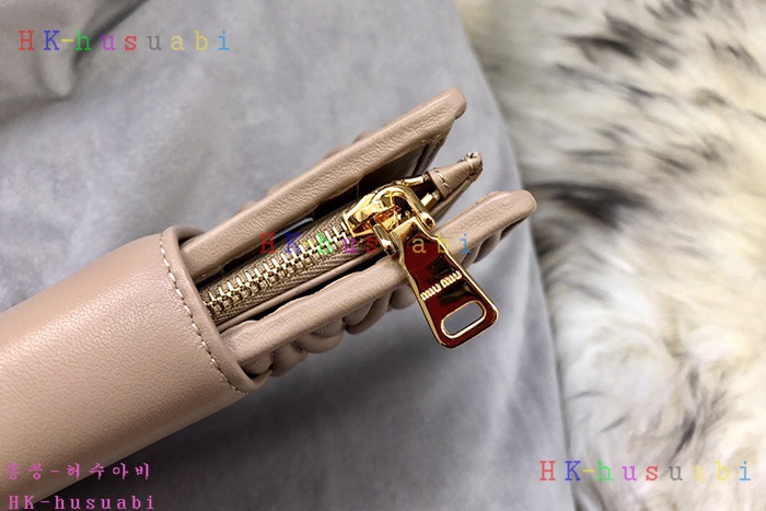 �ڹ̷��ޡ� �̿�̿� ��Ʋ�� ���� M 5ML015