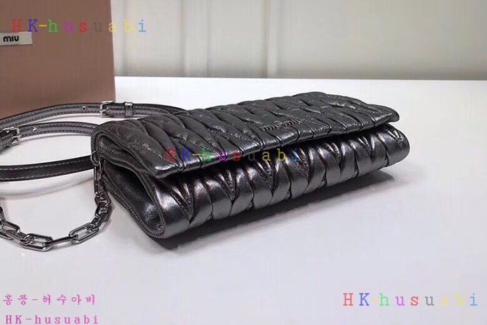 �ڹ̷��ޡ� �̿�̿� ���׶� Ŭ��ġ������  MM 5BH017