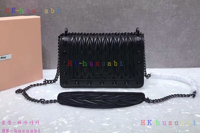 �ڹ̷��ޡ� �̿�̿� ���׶� �����  MM 5BD086-2