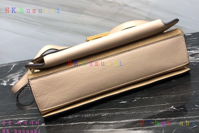 �ڹ̷��ޡ� ����� GV3 ũ�ν��� GV 50101-9