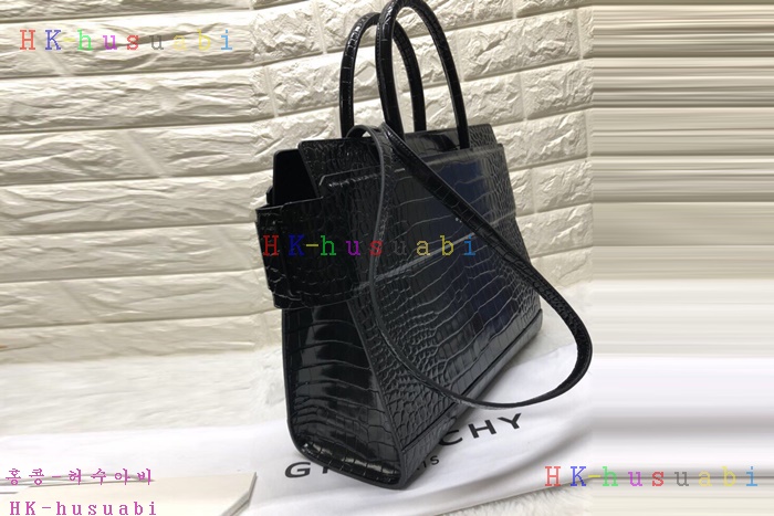 �ڹ̷��ޡ� ����� ȣ�������  GV 29988-9