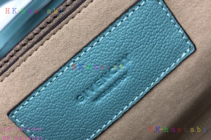 �ڹ̷��ޡ� ����� GV3 ũ�ν��� GV 50101-6