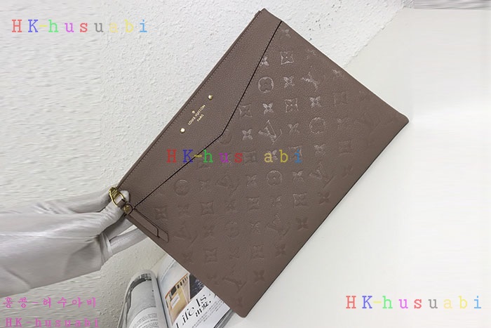 �ڹ̷��ޡ� 2018SS ���̺��� ���ϸ� �Ŀ�ġ M62938