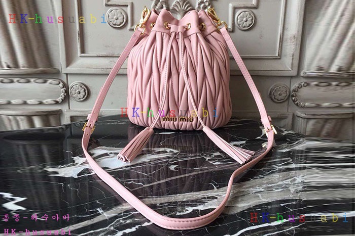 �ڹ̷��ޡ� �̿�̿� ���׶�� ��Ŷ�� MM 5BE014-2