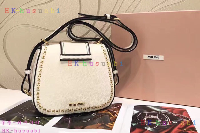 �ڹ̷��ޡ� �̿�̿� �̿췹�̵� ����� MM 5BH019-3