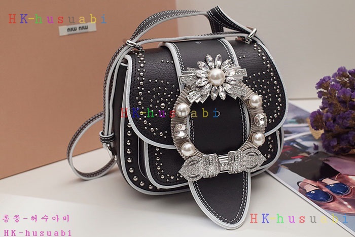 �ڹ̷��ޡ� �̿�̿� �̿췹�̵� ����� MM 5BH019-4