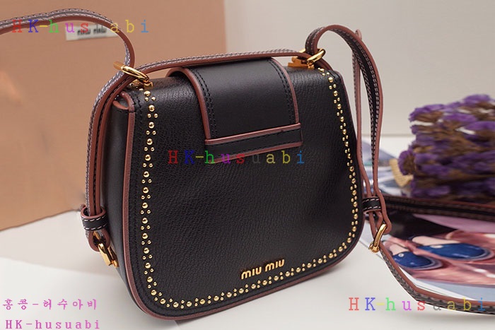 �ڹ̷��ޡ� �̿�̿� �̿췹�̵� ����� MM 5BH019-6