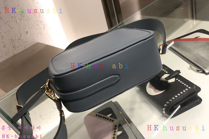 �ڹ̷��ޡ� ��� ī�޶�� �Ż�  FD 83447