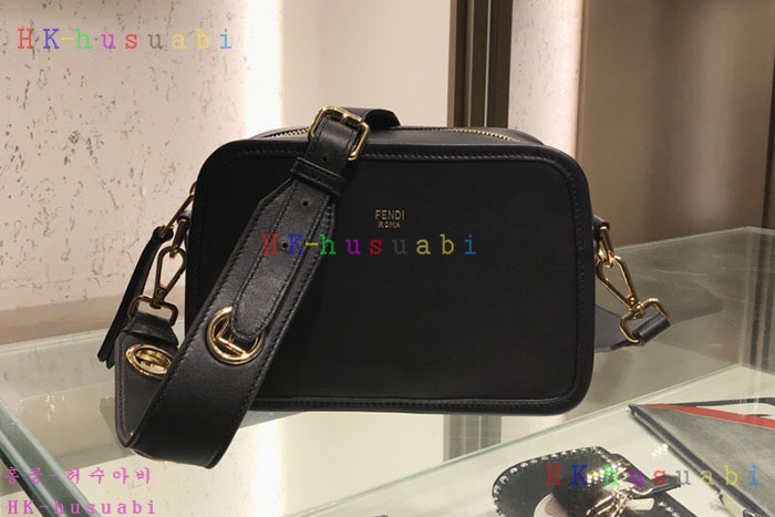 �ڹ̷��ޡ� ��� ī�޶�� �Ż�  FD 83447-2