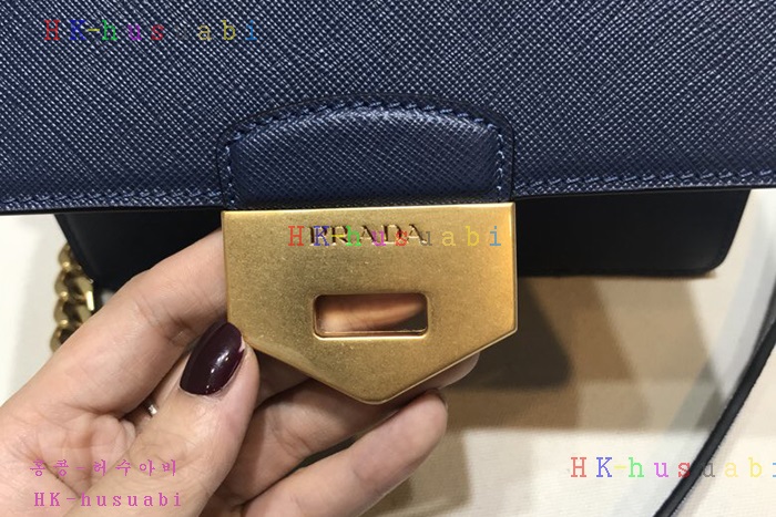 �ڹ̷��ޡ� ����� ���ǾƳ� ü�ι� P 1BD089-3