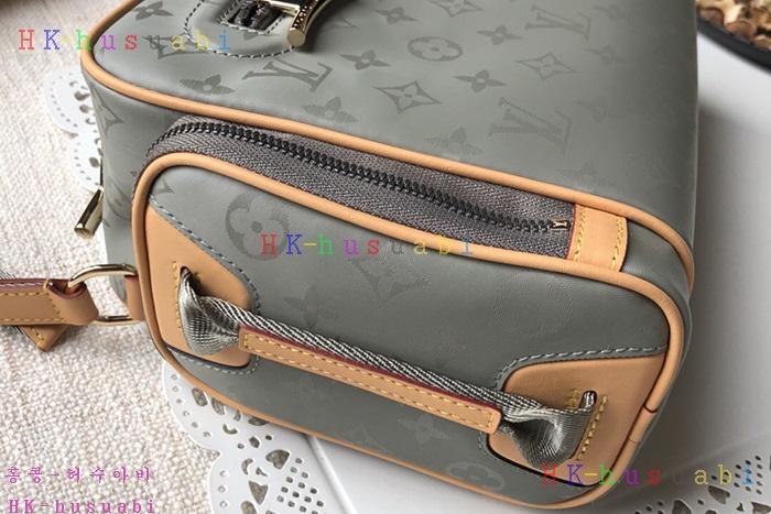 �ڹ̷��ޡ� ���̺��� ���׷� ī�޶�� M43884