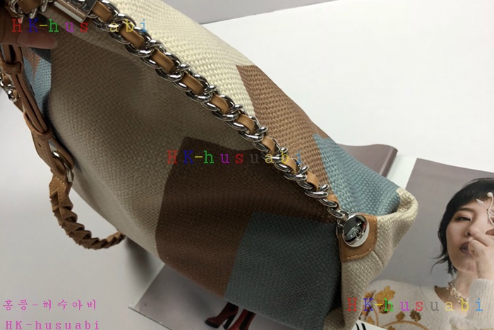 �ڹ̷��ޡ� ���� �Ż� ȣ���� CH 95105