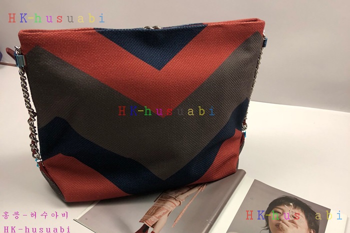 �ڹ̷��ޡ� ���� �Ż� ȣ���� CH 95105-2