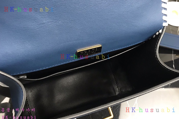 �ڹ̷��ޡ� ����� ���̿��Ͼ� ����� P 1BD074