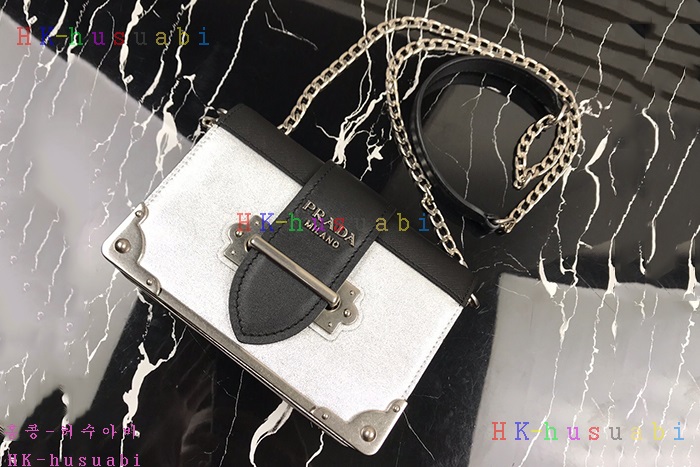 �ڹ̷��ޡ� ����� ī�̿� ����� P 1BH018-2