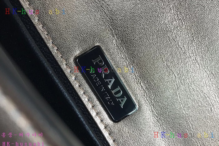 �ڹ̷��ޡ� ����� ī�̿� ����� P 1BH018