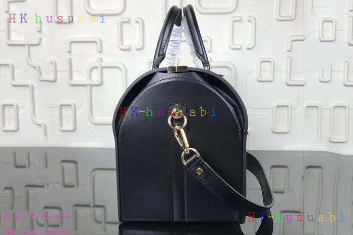 �ڹ̷��ޡ� ���̺��� ���ǵ� ���͹� M53041