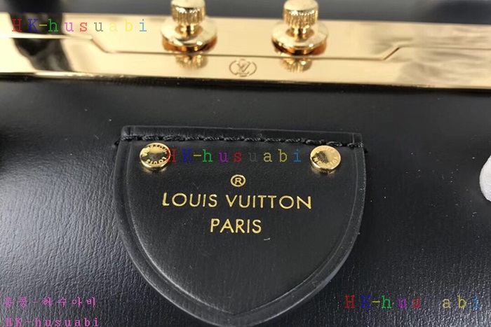 �ڹ̷��ޡ� ���̺��� ���ǵ� ���͹� M53041