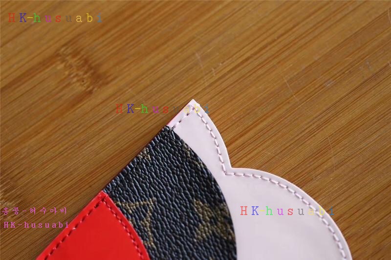 �ڹ̷��ޡ� ���̺��� ī������ M61733