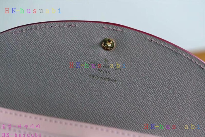 �ڹ̷��ޡ� ���̺��� ��ư ������ M61181