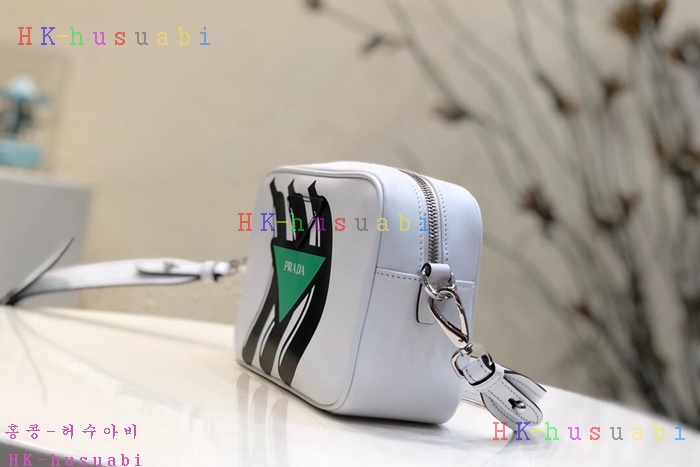 �ڹ̷��ޡ� ����� �ڹ�����Ʈ ī�޶�� P  1BH093-5