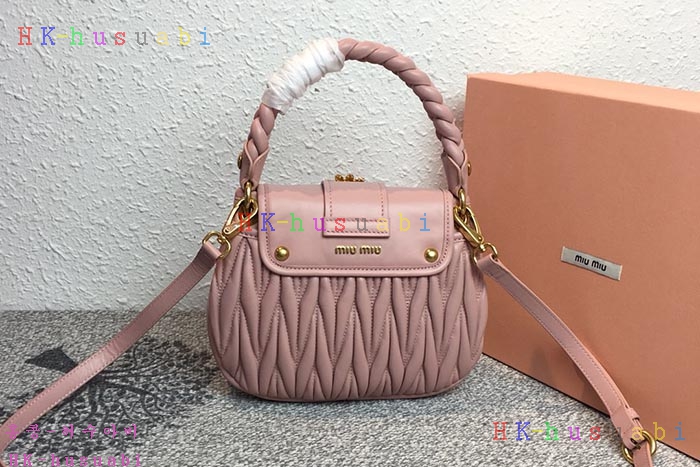 �ڹ̷��ޡ� �̿�̿� ���׶�� ����� M 5BH111