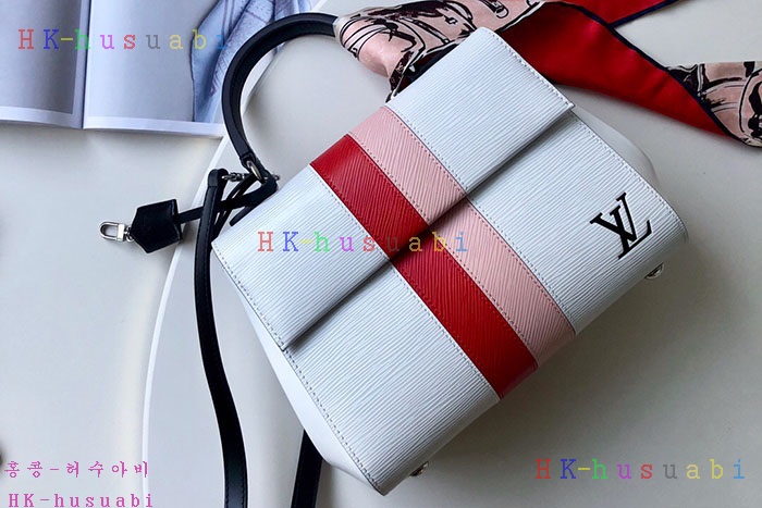 �ڹ̷��ޡڷ��̺��� ���� Ŭ��Ϲ� M41305-2