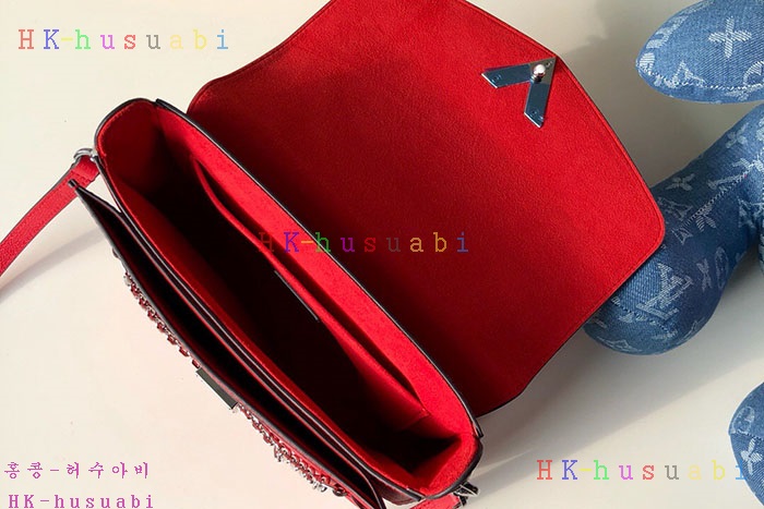 �ڹ̷��ޡ� ���̺��� ���� ����� M51682