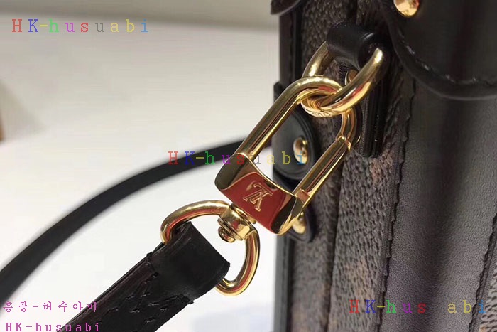 �ڹ̷��ޡ� ���̺��� �ڶ�� �� M44154