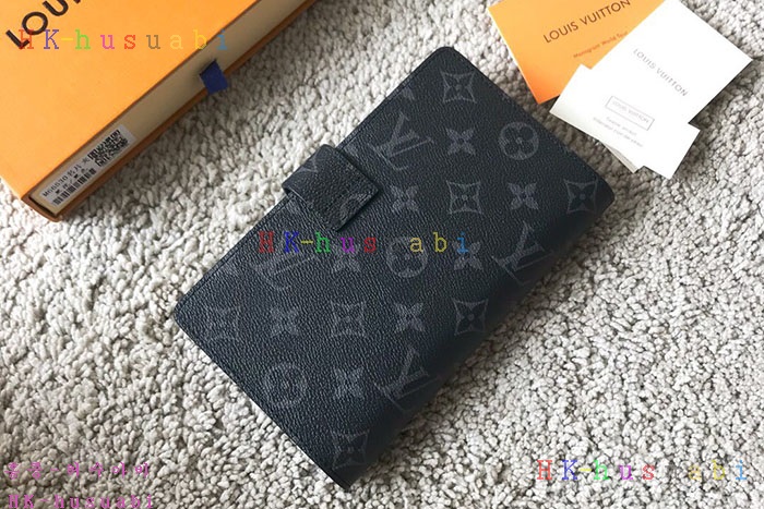 �ڹ̷��ޡڷ��̺��� ī��������� M66530-4