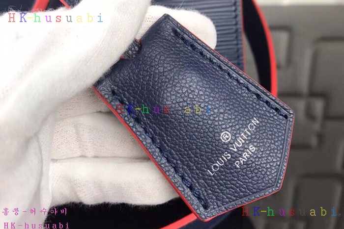 �ڹ̷��ޡڷ��̺��� ���� �ٴ� ��Ʈ�� M51239-3