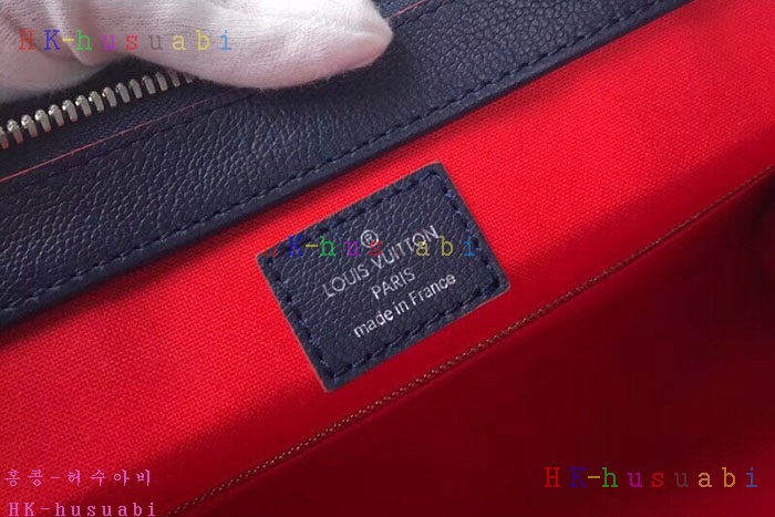 �ڹ̷��ޡڷ��̺��� ���� �ٴ� ��Ʈ�� M51239-3