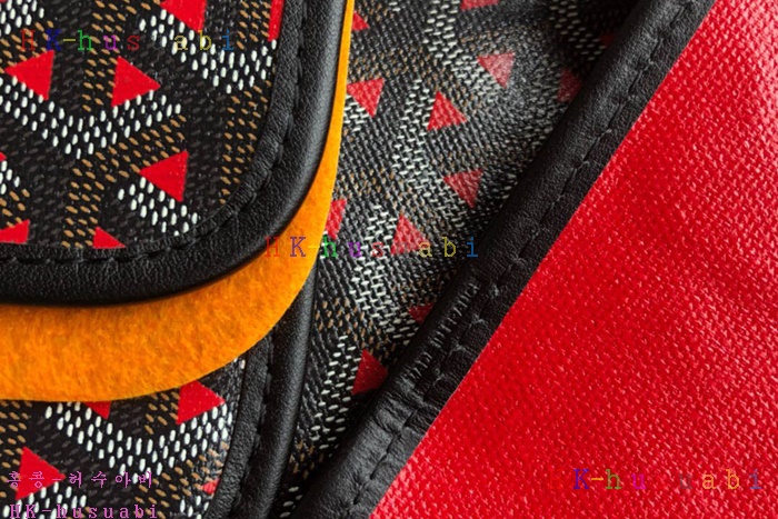 �ڹ̷��ޡ� ���ߵ� Ŭ���� �ξ� ���۹� G 125559-5