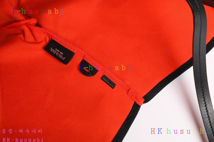 �ڹ̷��ޡ� ����� ĵ���� ����Ʈ ��Ʈ�� P 1BG220-4