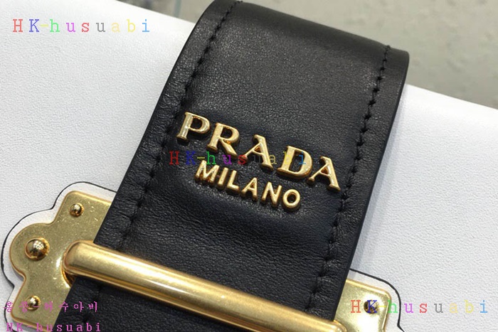 �ڹ̷��ޡ� ����� ī�̿� ���� ��Ʈ�� P 1BL004#-4