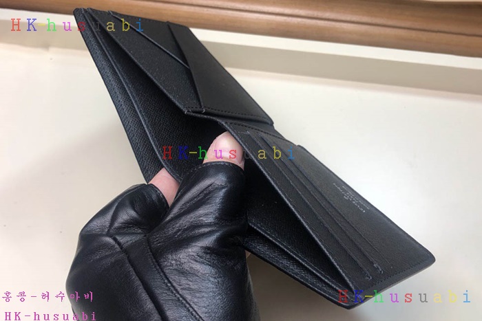 �ڹ̷��ޡڷ��̺��� ��Ƽ�� ���� LV M61695